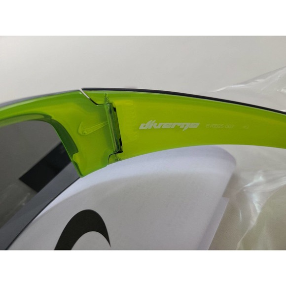 Nike Diverge Men's Sunglasses Matte Black Volt EV0325 Sport Wrap New w Tag Paper - Picture 11 of 12